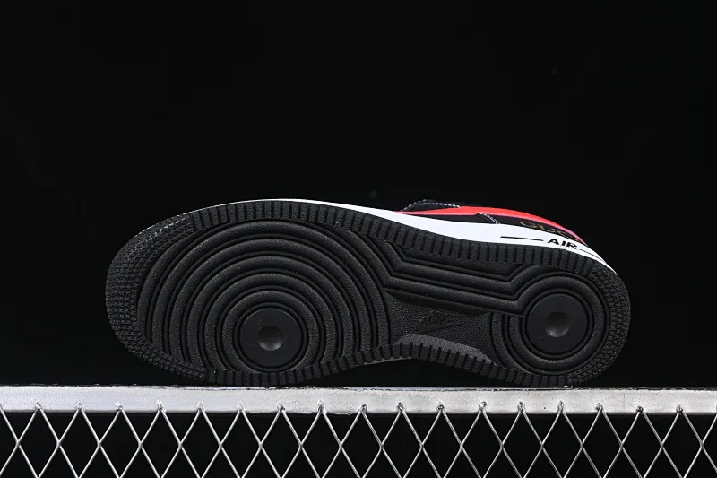 All categories Nk Air Force 1 Air Force series Nk Air Force 1 Low Air Force low-top Nike Air Force 1'07 Low Gucci joint black and red hook Air Force 1 low-top casual sneakers AH8462-001